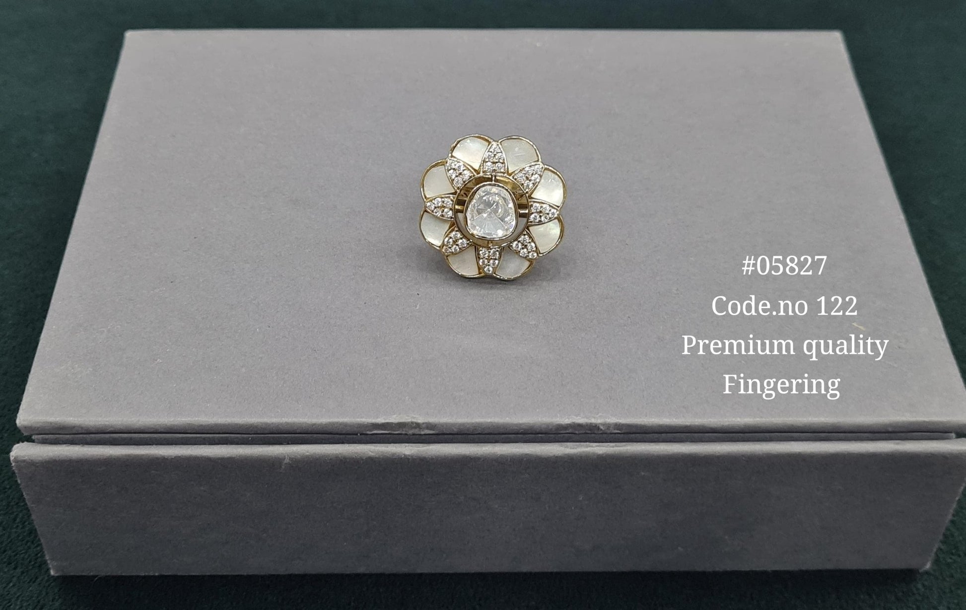 Kundan Fingerring 05827 - KRISHNA'S SWETA JEWELLERY