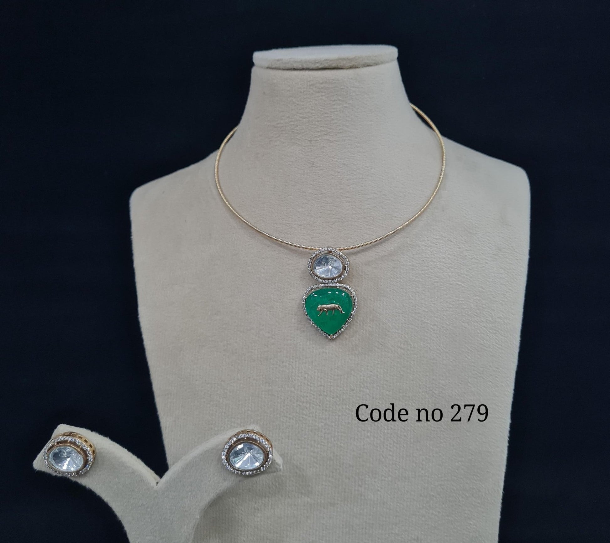 Kundan Hasli 00109 - KRISHNA'S SWETA JEWELLERY