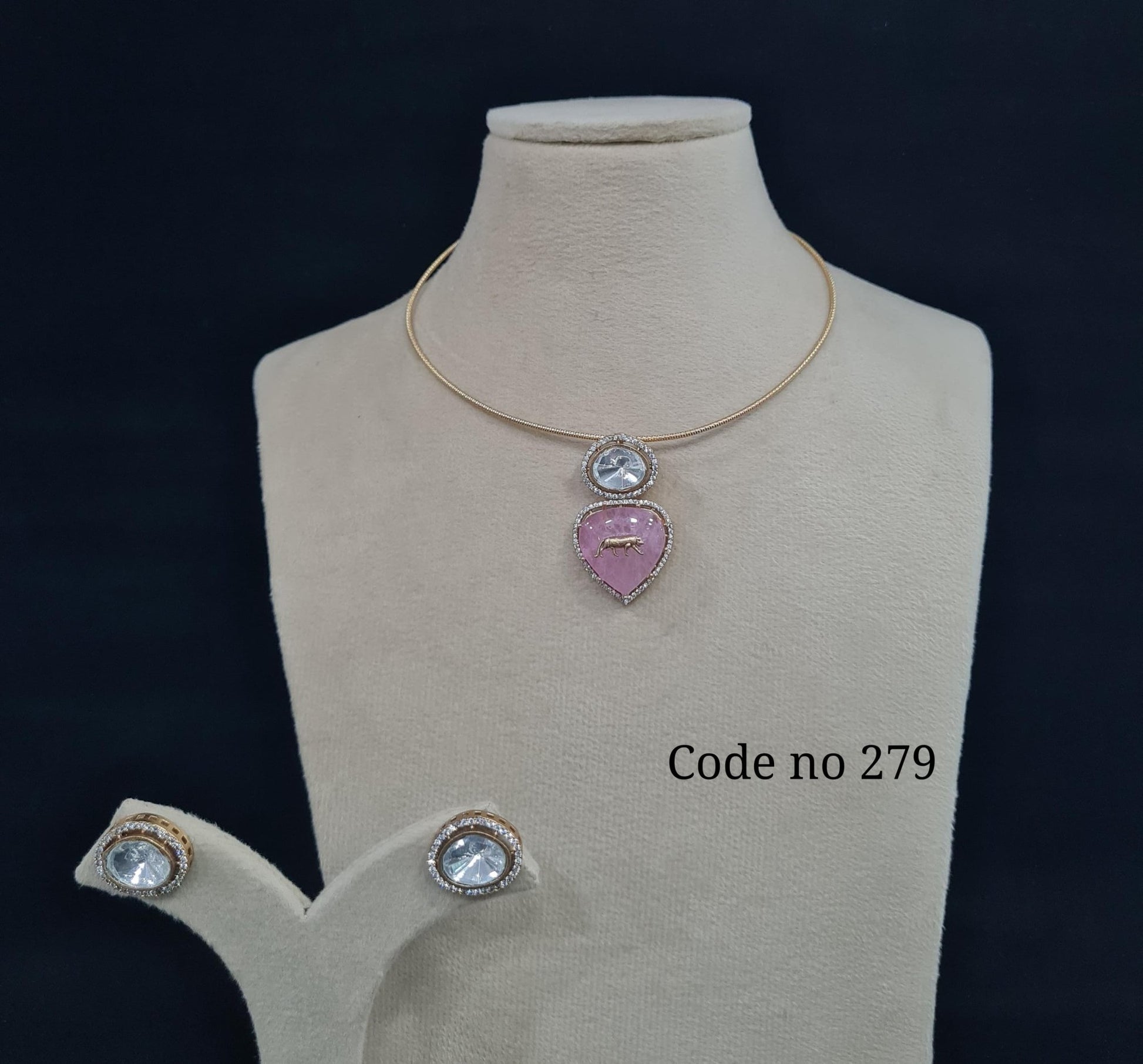 Kundan Hasli 00109 - KRISHNA'S SWETA JEWELLERY