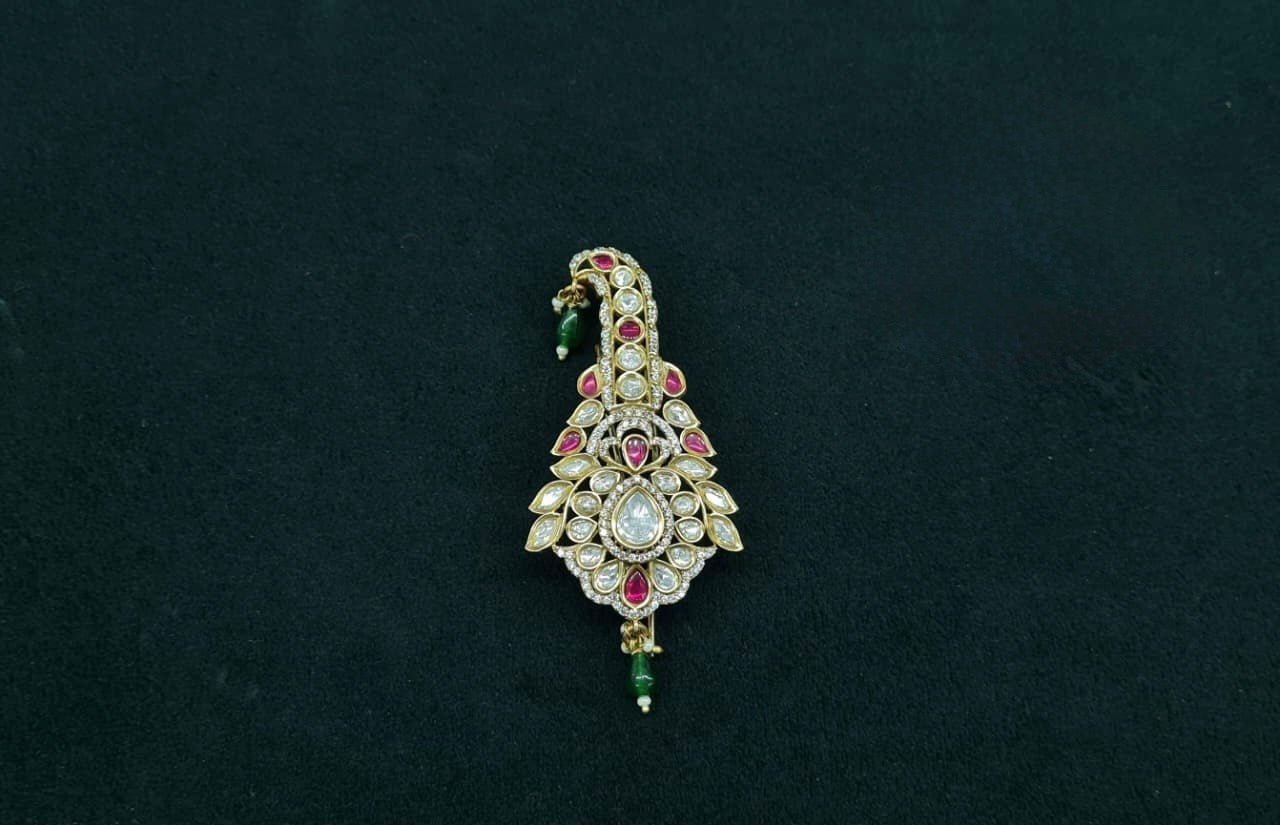 Kundan Kalgi 08220 - KRISHNA'S SWETA JEWELLERY