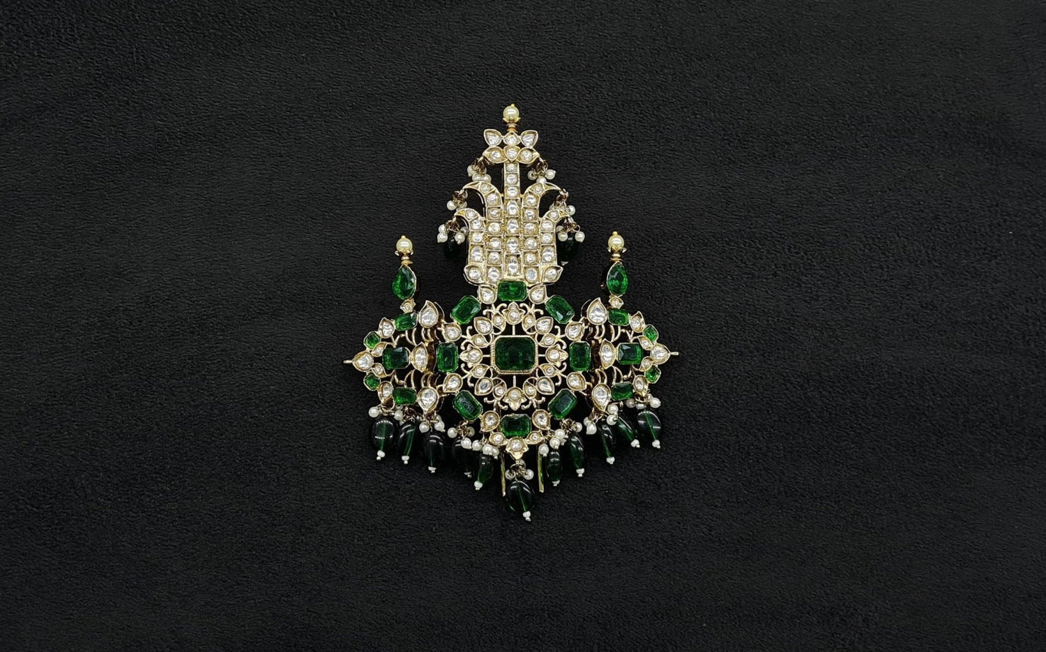 Kundan Kalgi 10329 - KRISHNA'S SWETA JEWELLERY