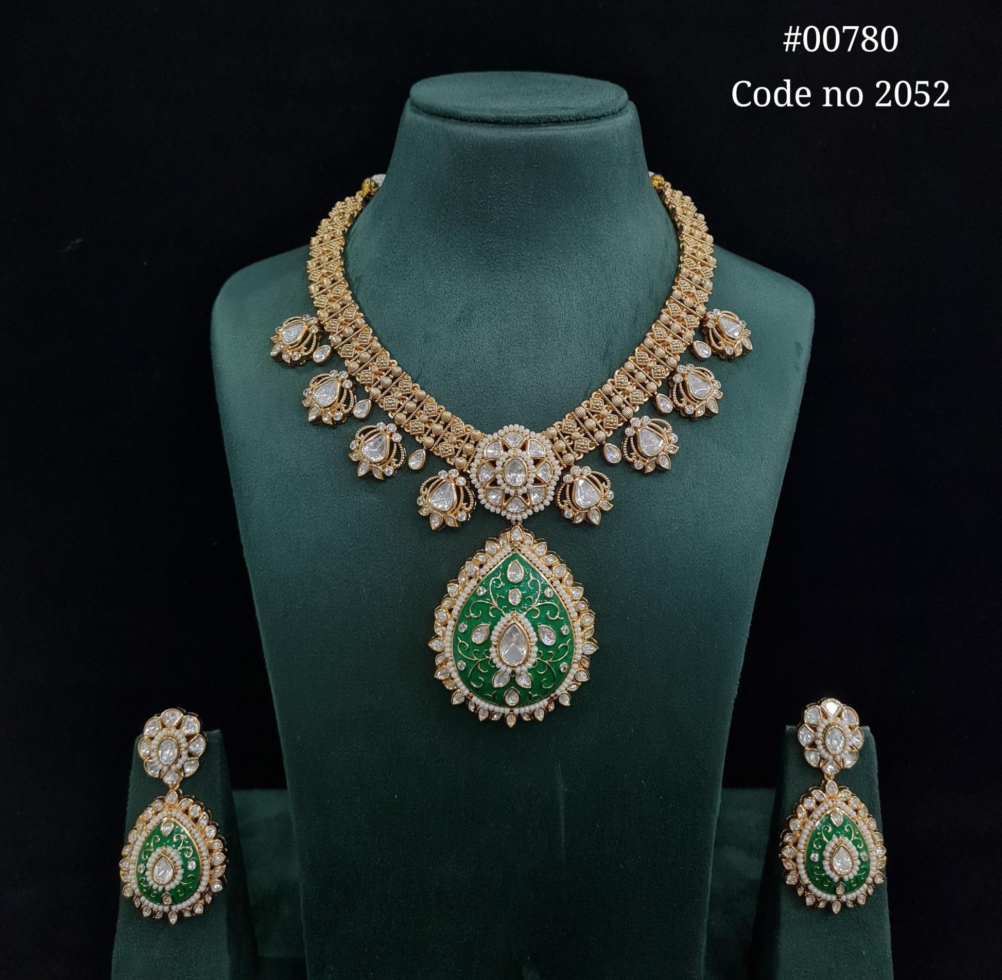Kundan long set 00780 - KRISHNA'S SWETA JEWELLERY