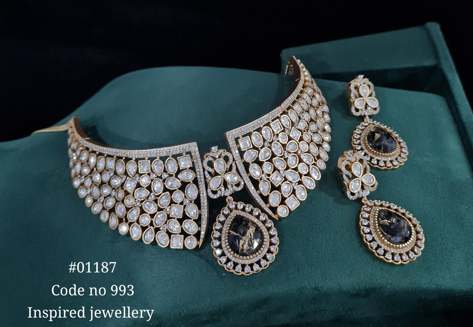 Kundan Necklace 01187 - KRISHNA'S SWETA JEWELLERY