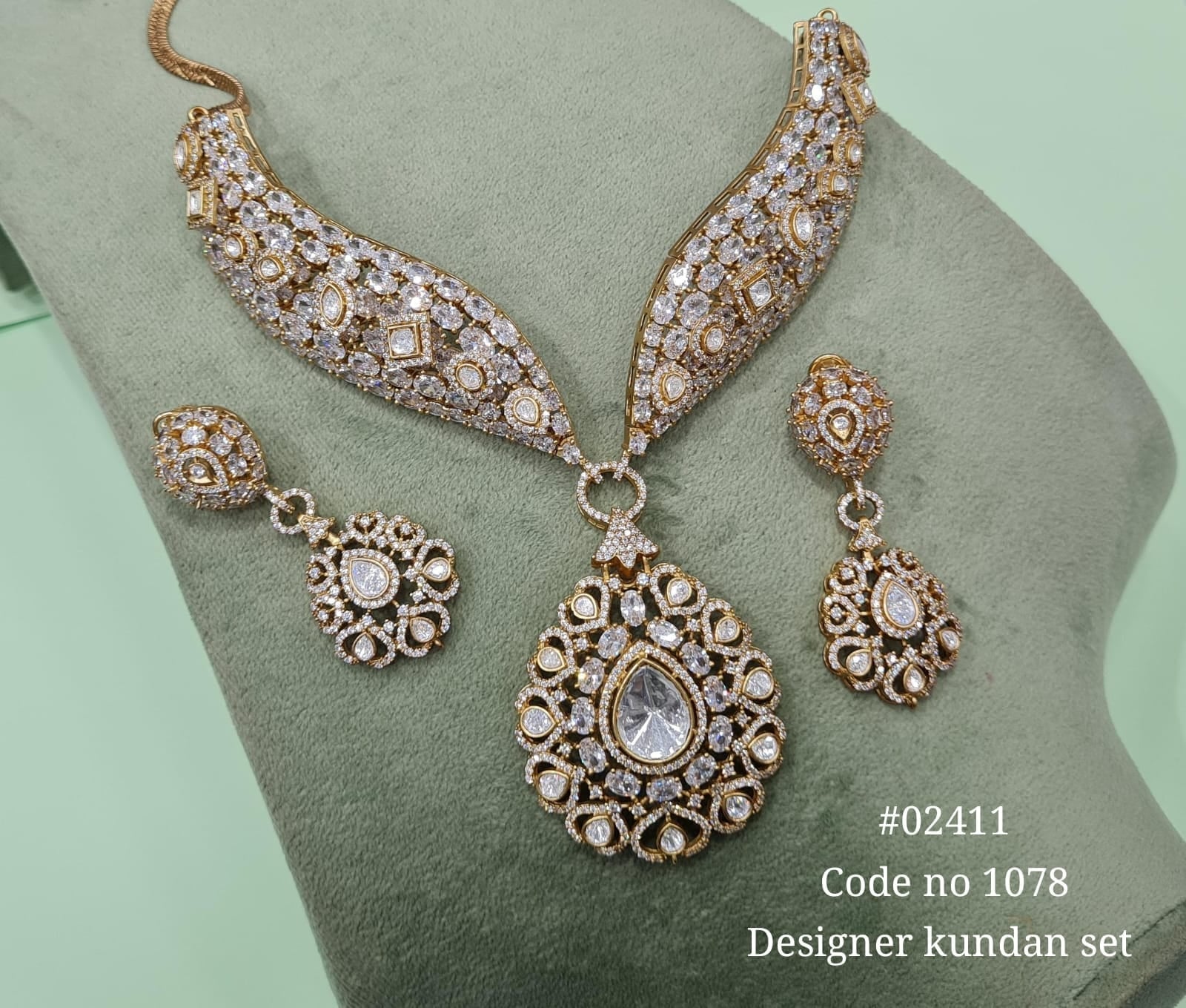 Kundan Necklace 02411 - KRISHNA'S SWETA JEWELLERY