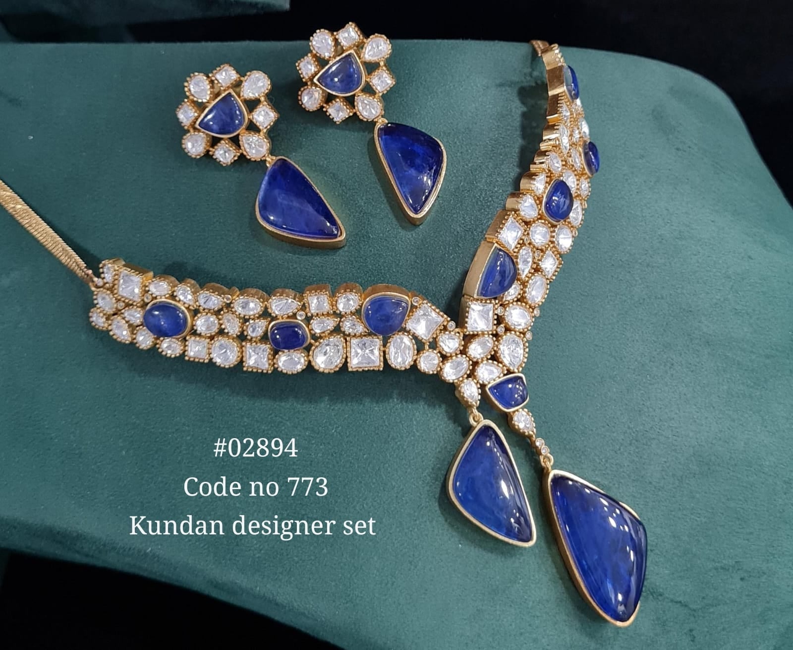Kundan necklace 02894 - KRISHNA'S SWETA JEWELLERY