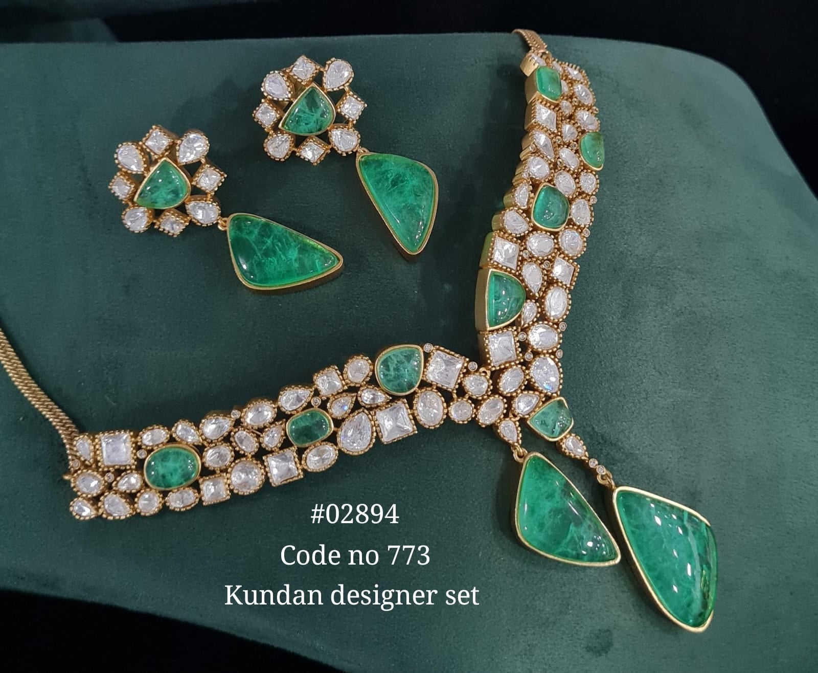 Kundan necklace 02894 - KRISHNA'S SWETA JEWELLERY