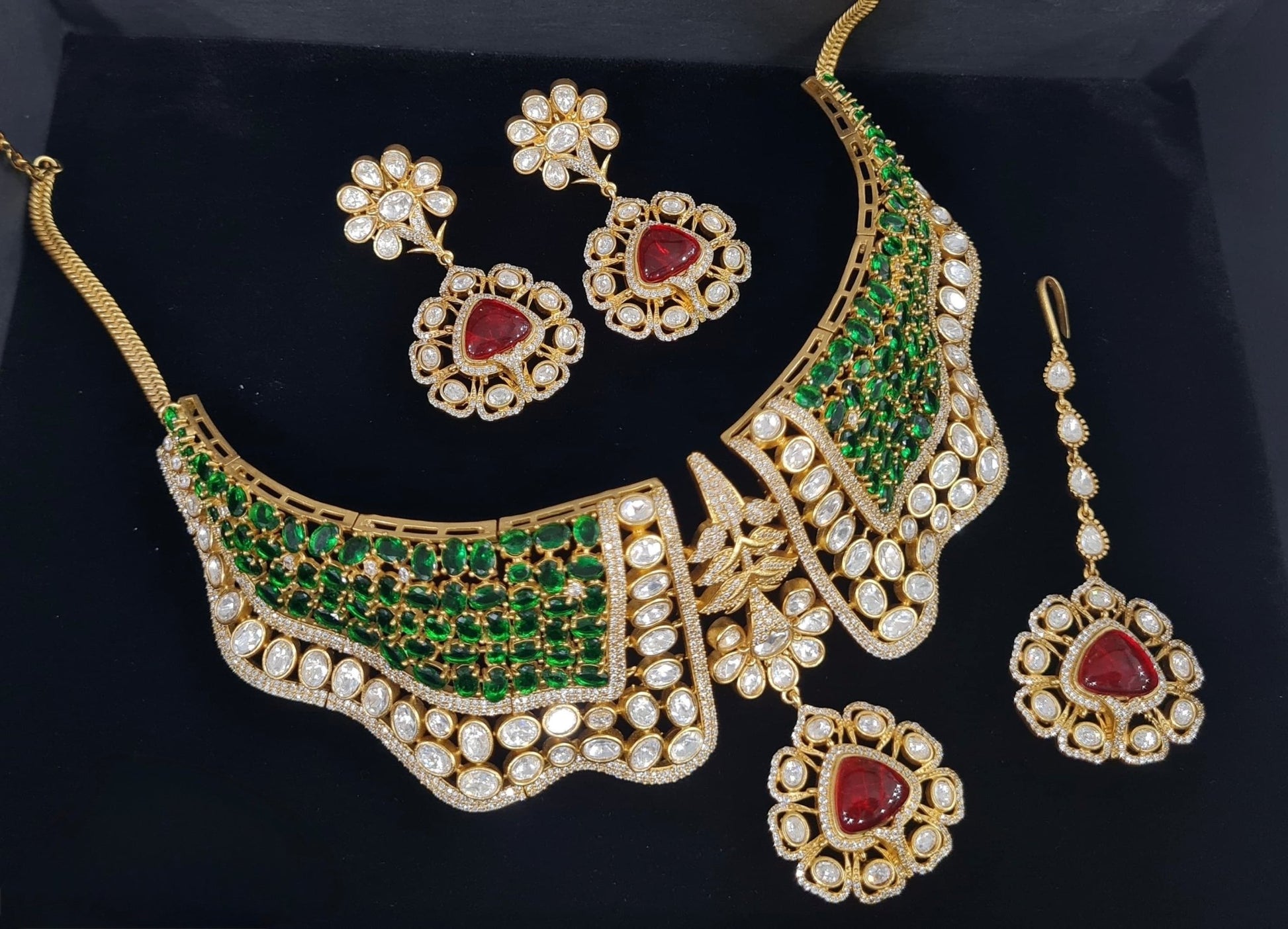Kundan Necklace 05570 - KRISHNA'S SWETA JEWELLERY