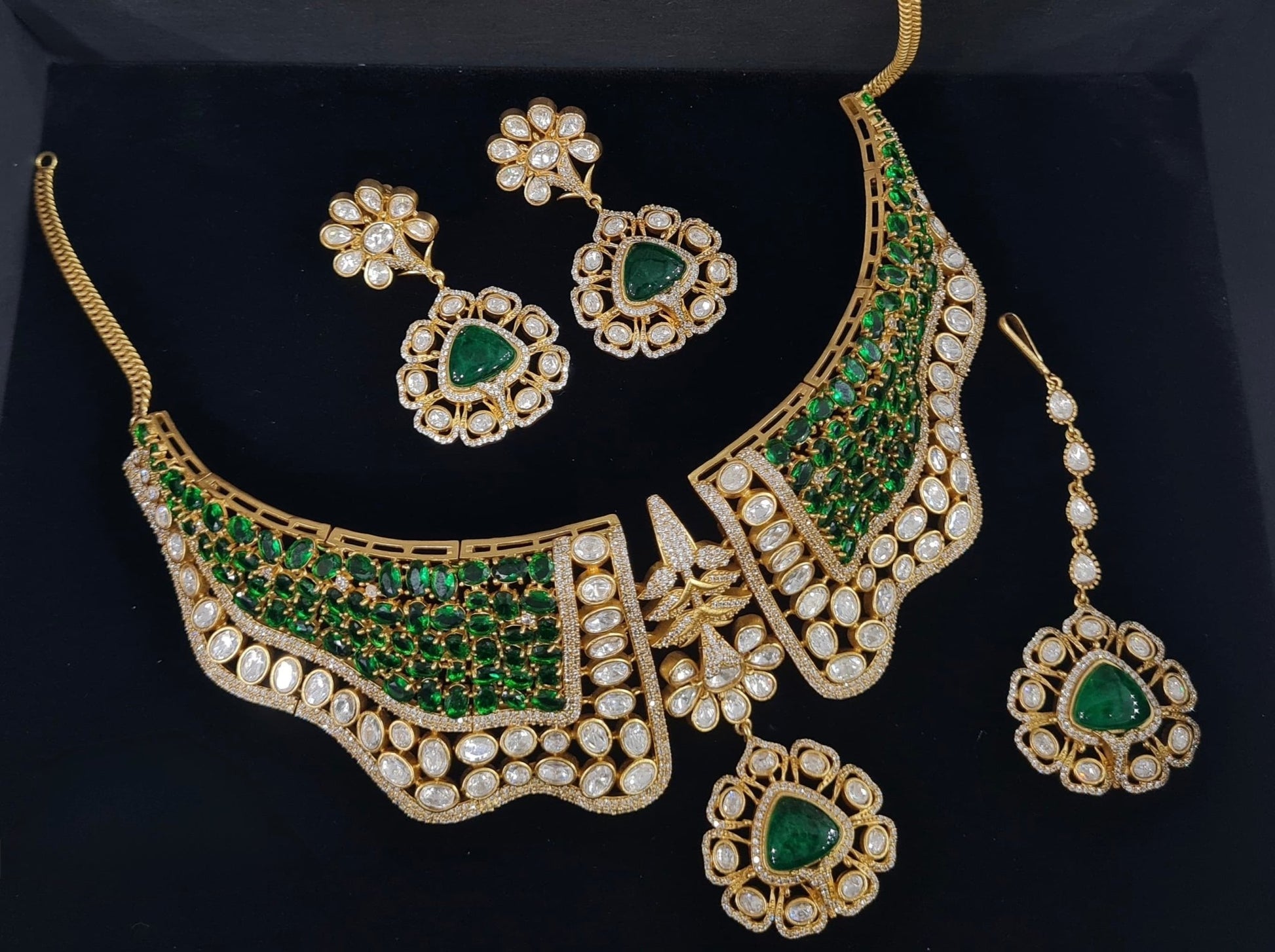 Kundan Necklace 05570 - KRISHNA'S SWETA JEWELLERY