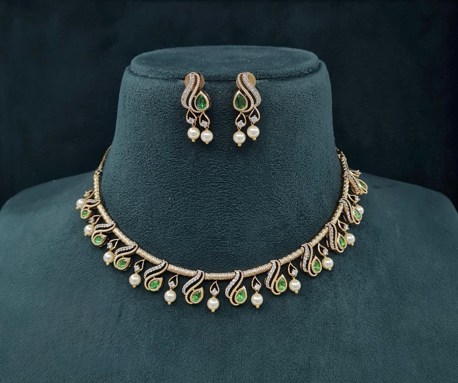 Kundan Necklace 06215 - KRISHNA'S SWETA JEWELLERY