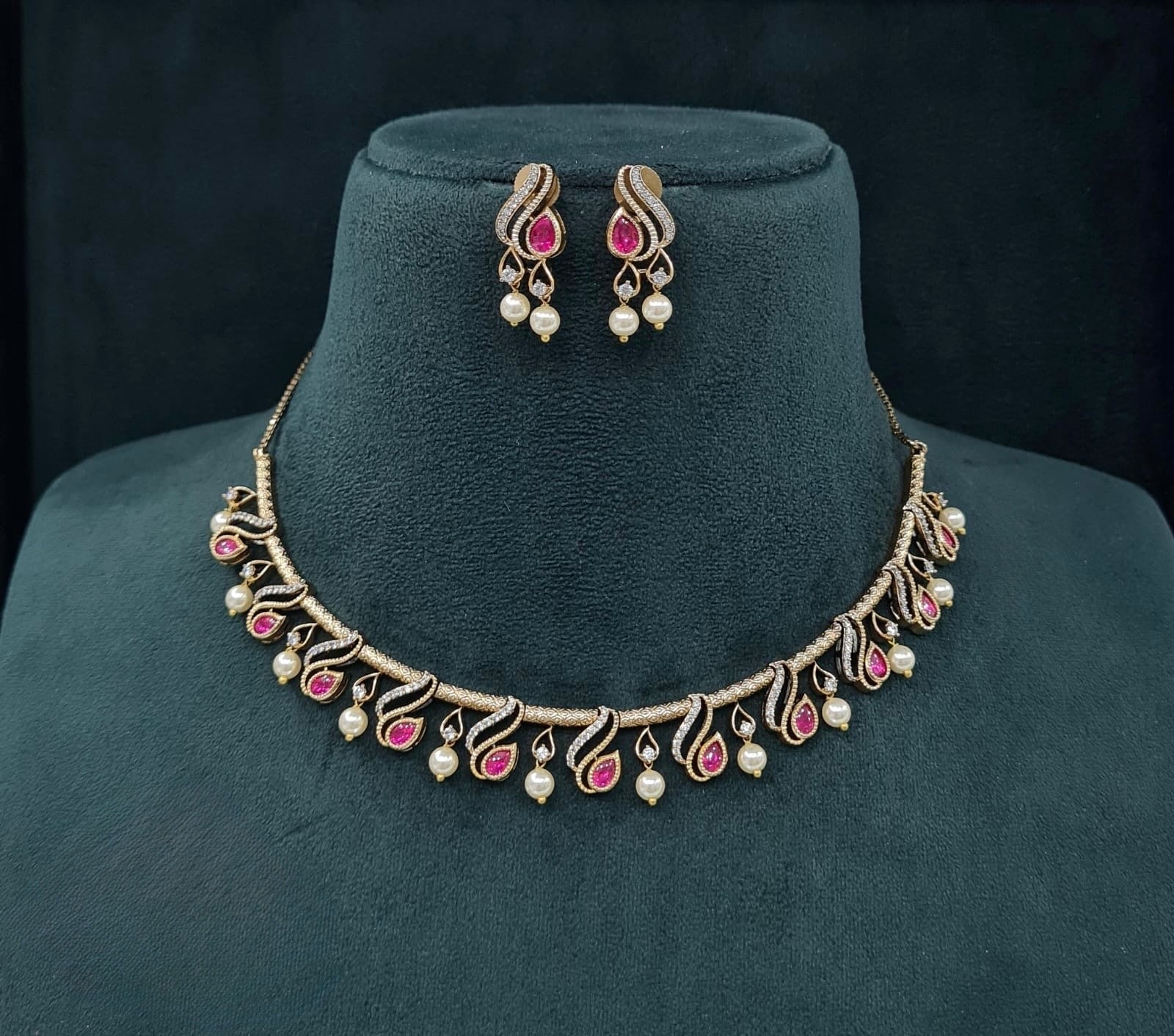 Kundan Necklace 06215 - KRISHNA'S SWETA JEWELLERY