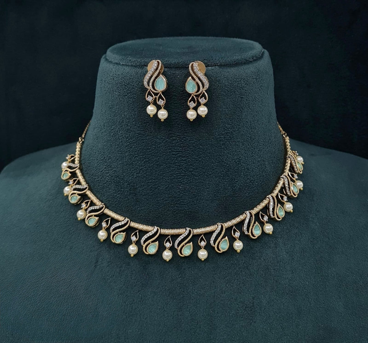 Kundan Necklace 06215 - KRISHNA'S SWETA JEWELLERY