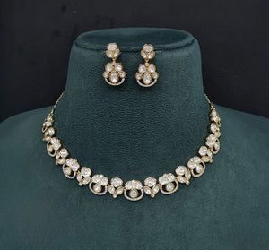 Kundan Necklace 08905 - KRISHNA'S SWETA JEWELLERY