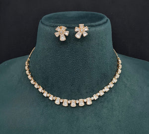 Kundan Necklace 09257 - KRISHNA'S SWETA JEWELLERY