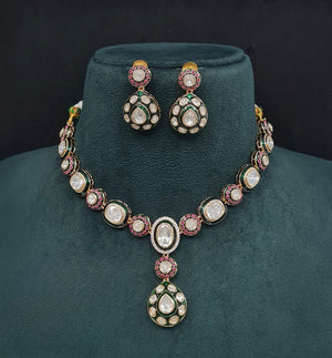 Kundan Necklace 09273 - KRISHNA'S SWETA JEWELLERY