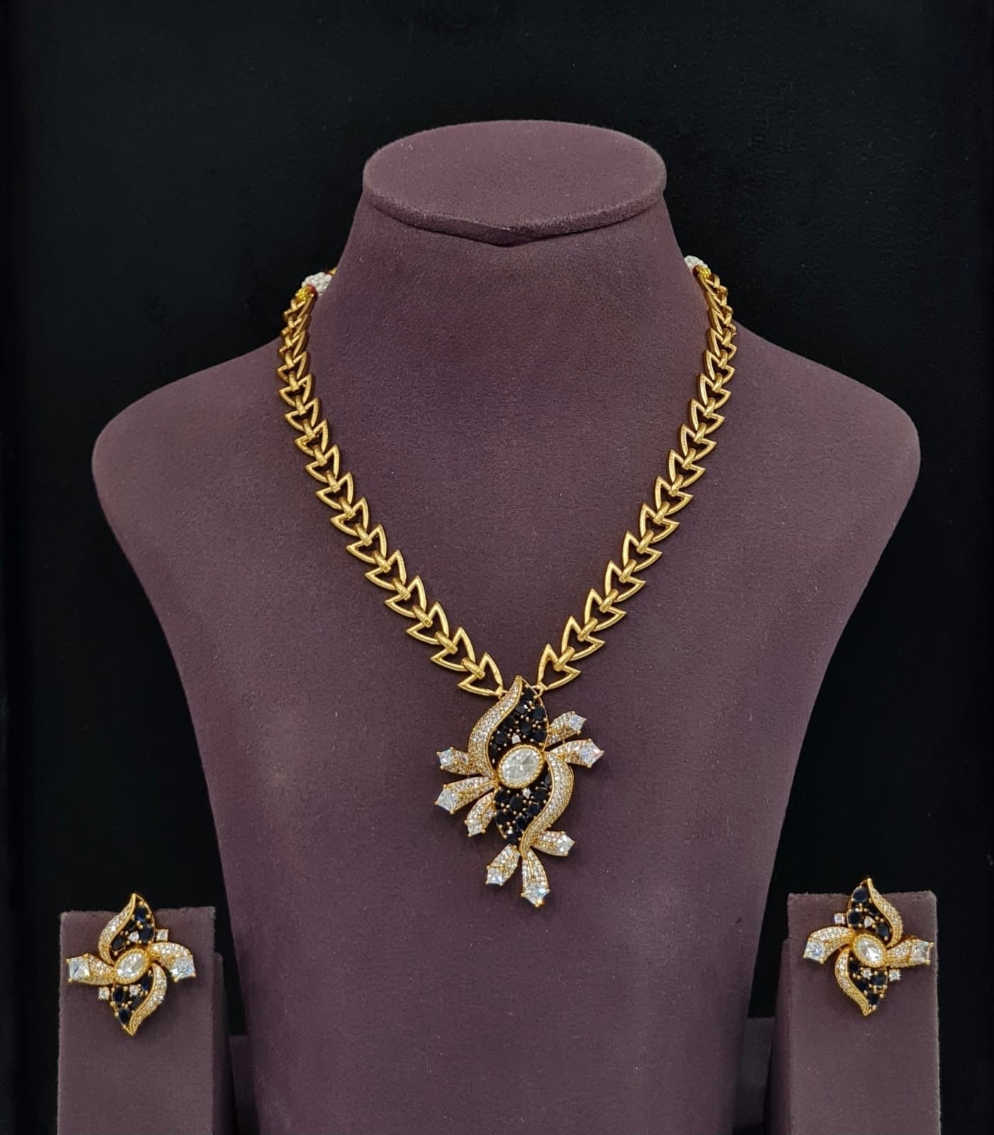 Kundan Necklace 10288 - KRISHNA'S SWETA JEWELLERY