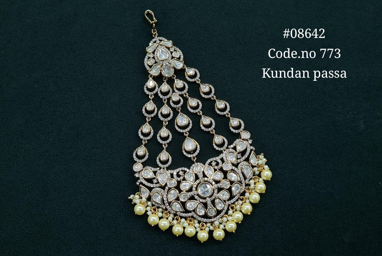 Kundan Passa 08642 - KRISHNA'S SWETA JEWELLERY
