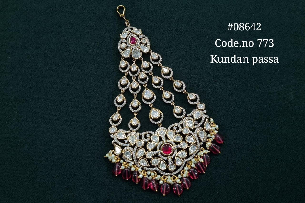Kundan Passa 08642 - KRISHNA'S SWETA JEWELLERY