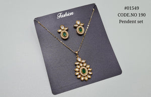 Kundan pendant 01549 - KRISHNA'S SWETA JEWELLERY
