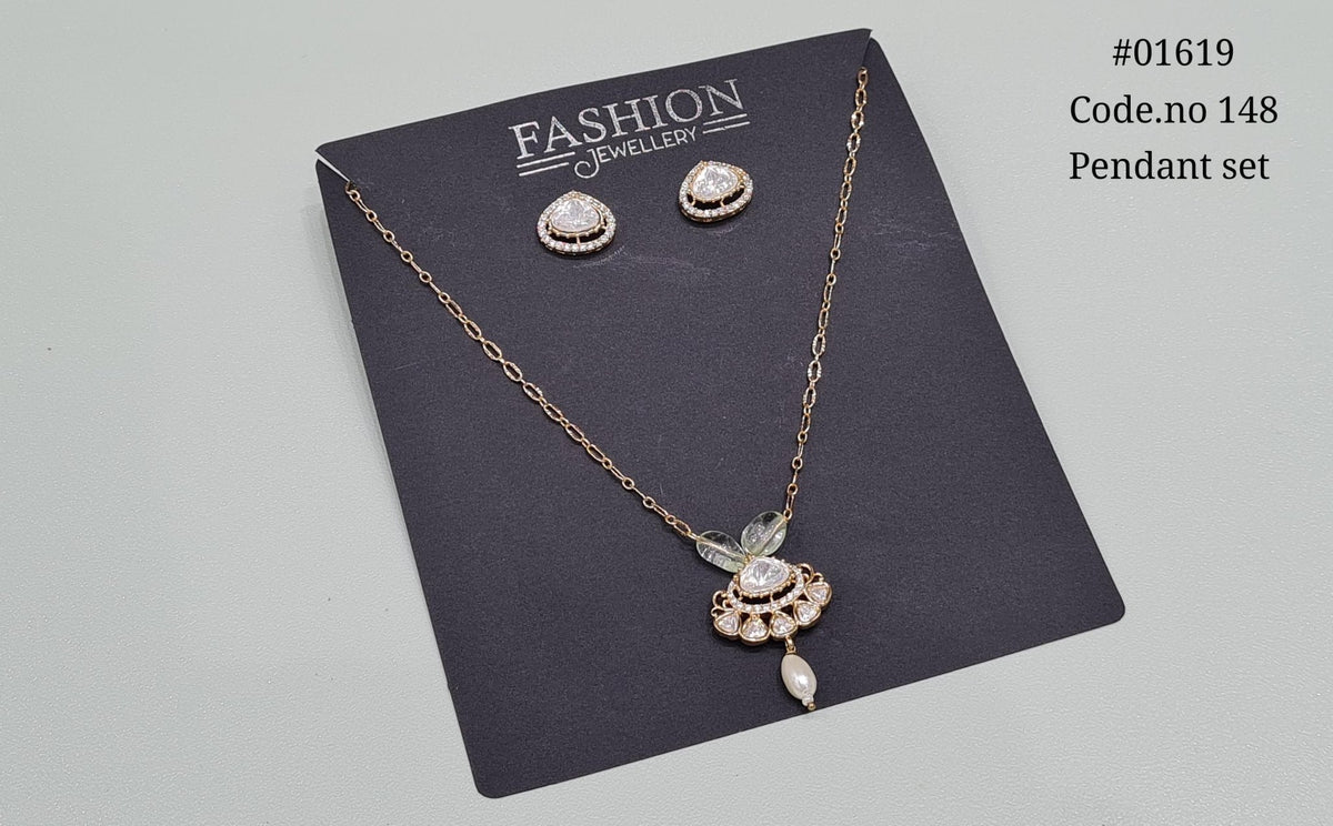 Kundan pendant 01619 - KRISHNA'S SWETA JEWELLERY