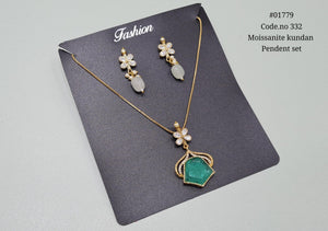 Kundan pendant 01779 - KRISHNA'S SWETA JEWELLERY