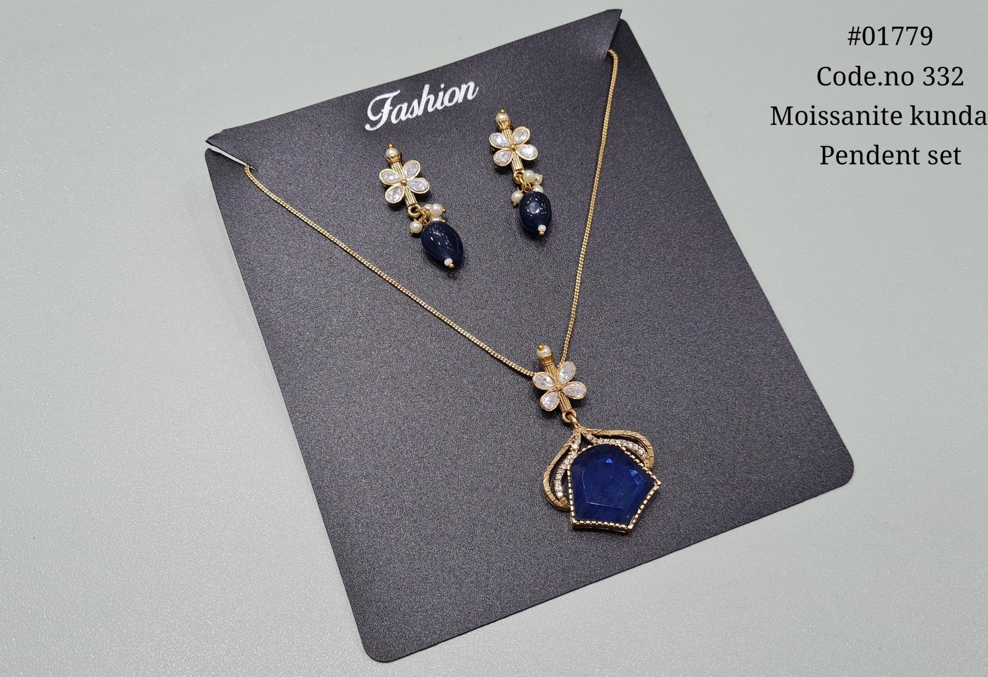 Kundan pendant 01779 - KRISHNA'S SWETA JEWELLERY