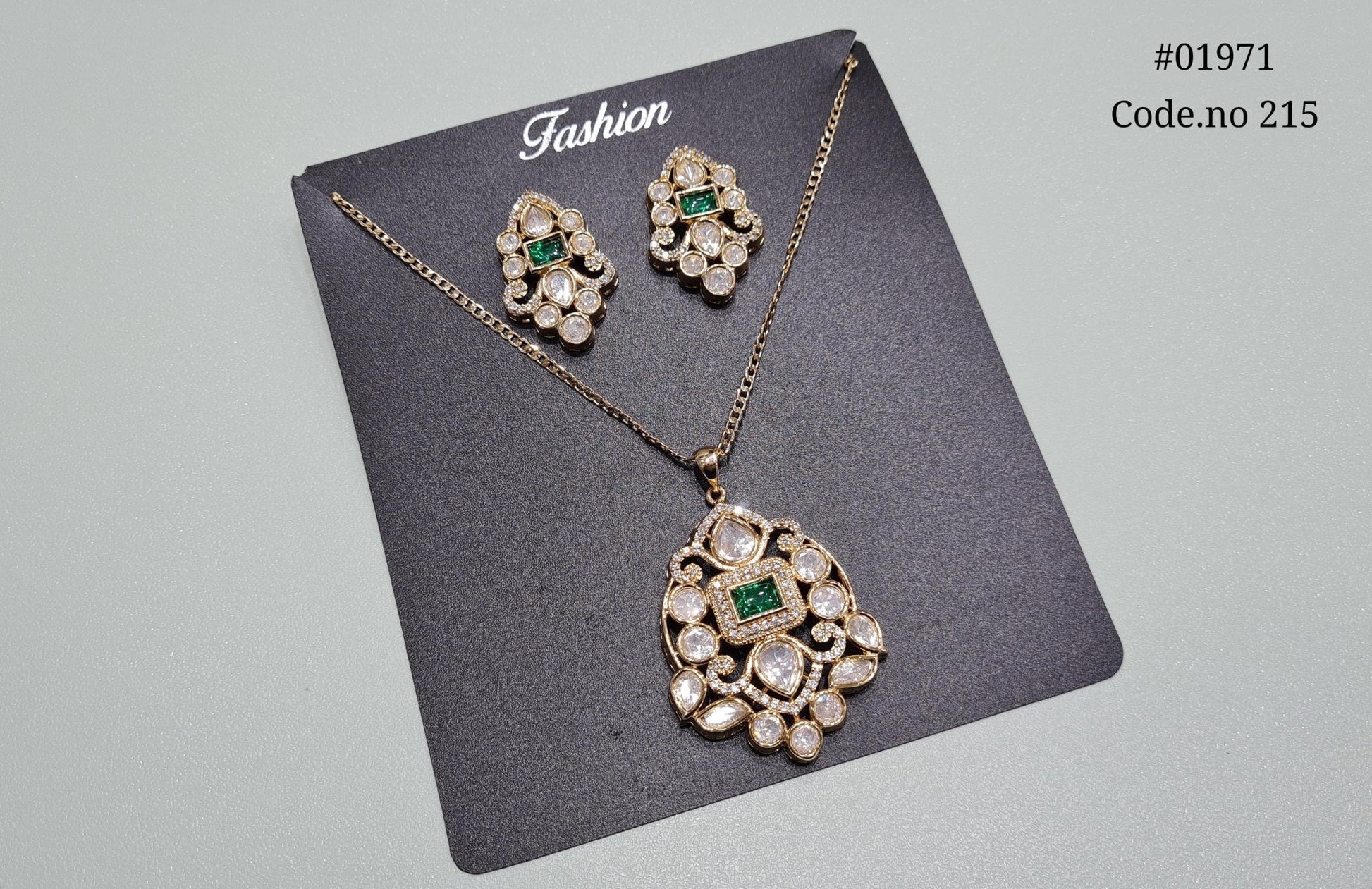 Kundan pendant 01971 - KRISHNA'S SWETA JEWELLERY