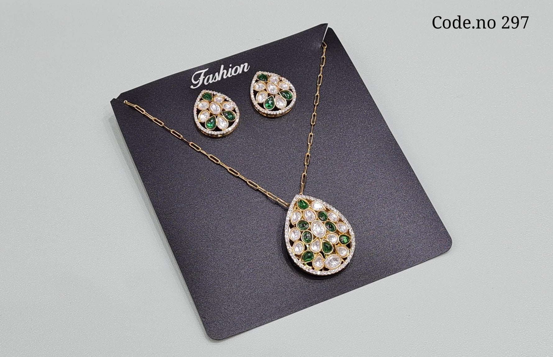 Kundan Pendant 03412 - KRISHNA'S SWETA JEWELLERY