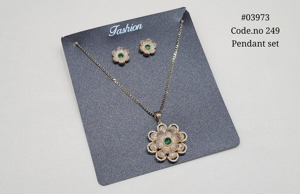 Kundan Pendant 03973 - KRISHNA'S SWETA JEWELLERY