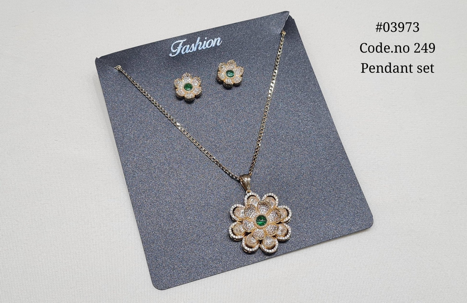 Kundan Pendant 03973 - KRISHNA'S SWETA JEWELLERY