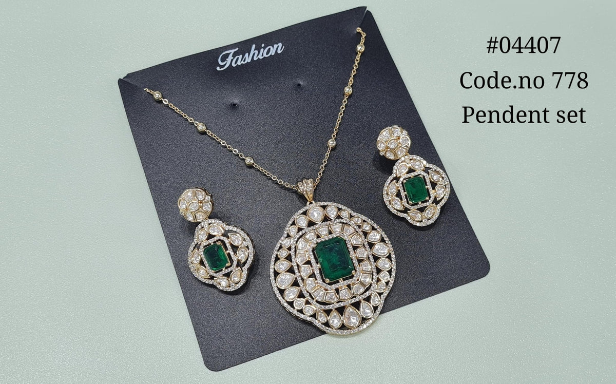Kundan Pendant 04407 - KRISHNA'S SWETA JEWELLERY