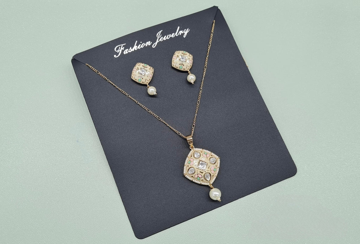 Kundan Pendant 08702 - KRISHNA'S SWETA JEWELLERY