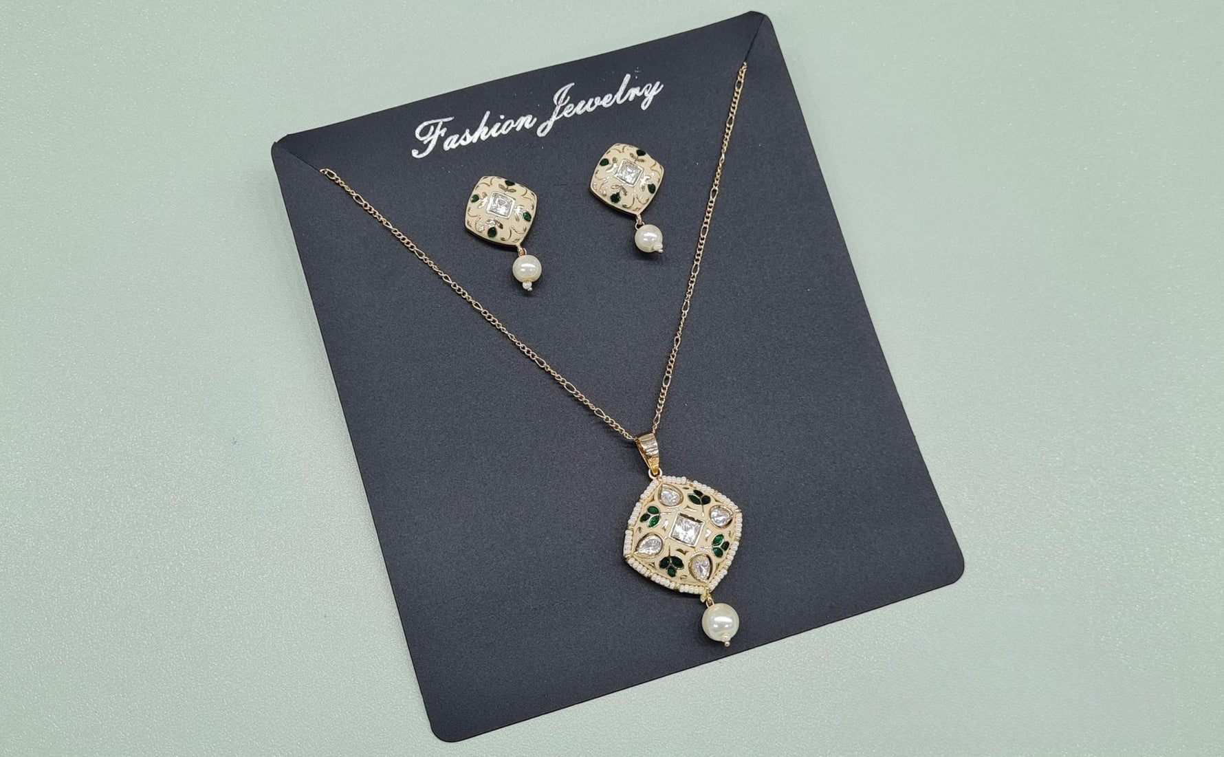 Kundan Pendant 08702 - KRISHNA'S SWETA JEWELLERY