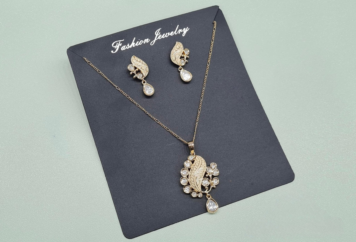 Kundan Pendant 08704 - KRISHNA'S SWETA JEWELLERY
