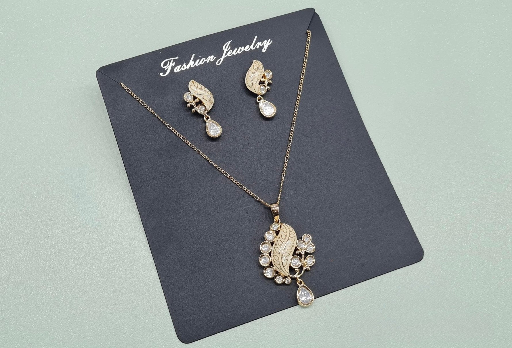 Kundan Pendant 08704 - KRISHNA'S SWETA JEWELLERY