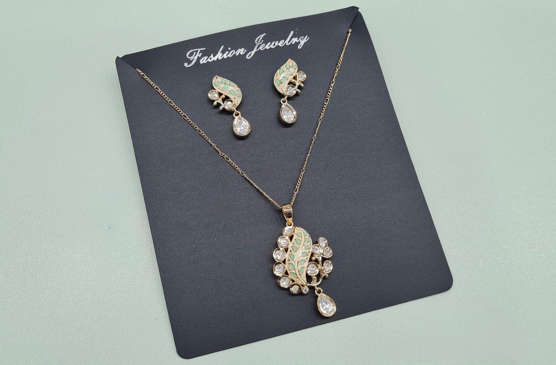 Kundan Pendant 08704 - KRISHNA'S SWETA JEWELLERY