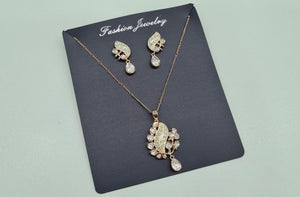 Kundan Pendant 08704 - KRISHNA'S SWETA JEWELLERY