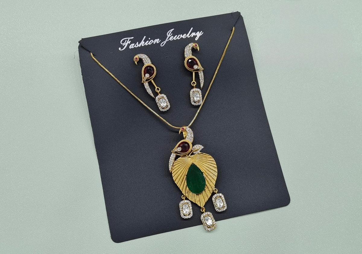 Kundan Pendant 11239 - KRISHNA'S SWETA JEWELLERY