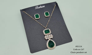 Kundan Pendant Set 01114 - KRISHNA'S SWETA JEWELLERY