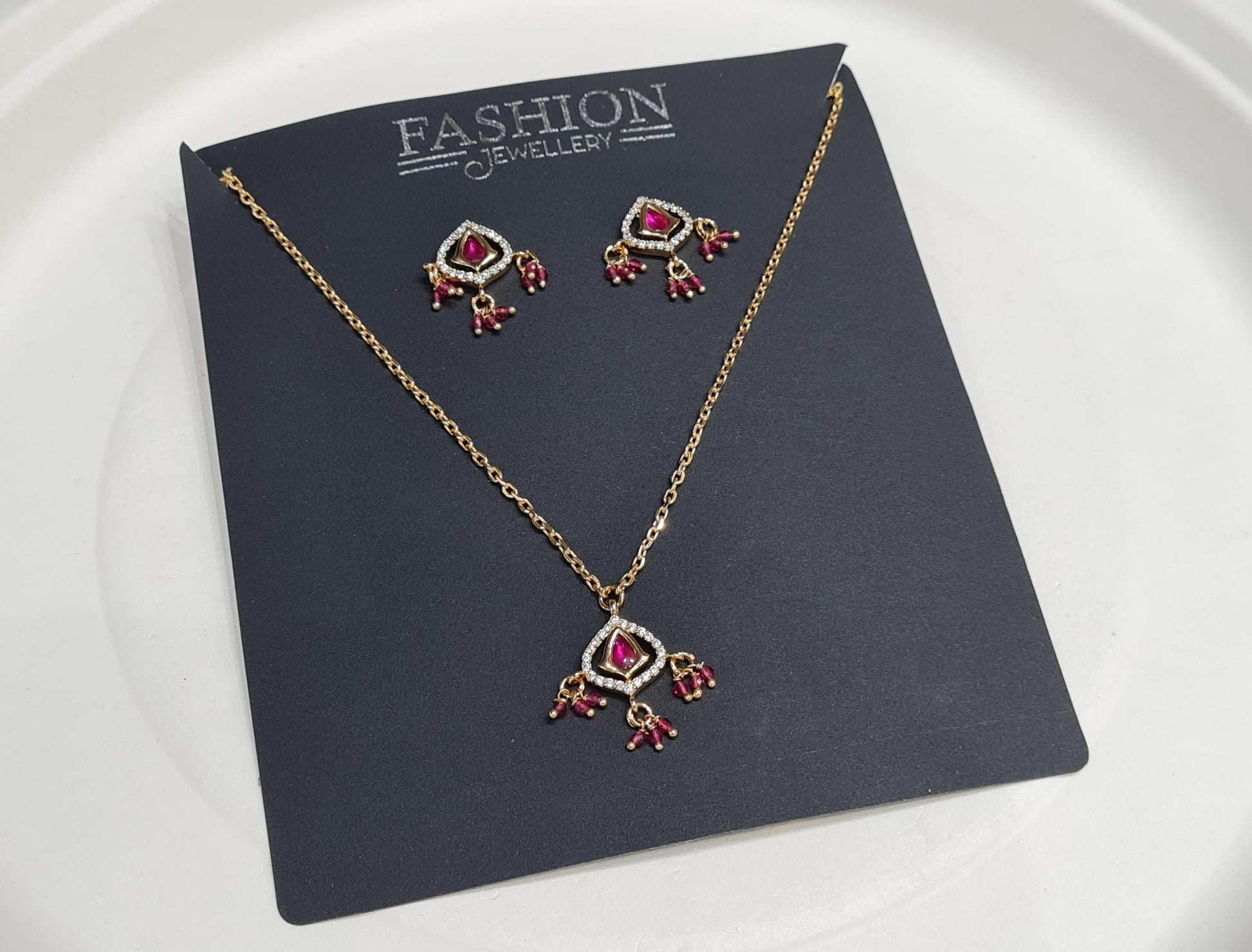 Kundan Pendant Set 01238 - KRISHNA'S SWETA JEWELLERY