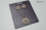 Kundan Pendant set 01968 - KRISHNA'S SWETA JEWELLERY