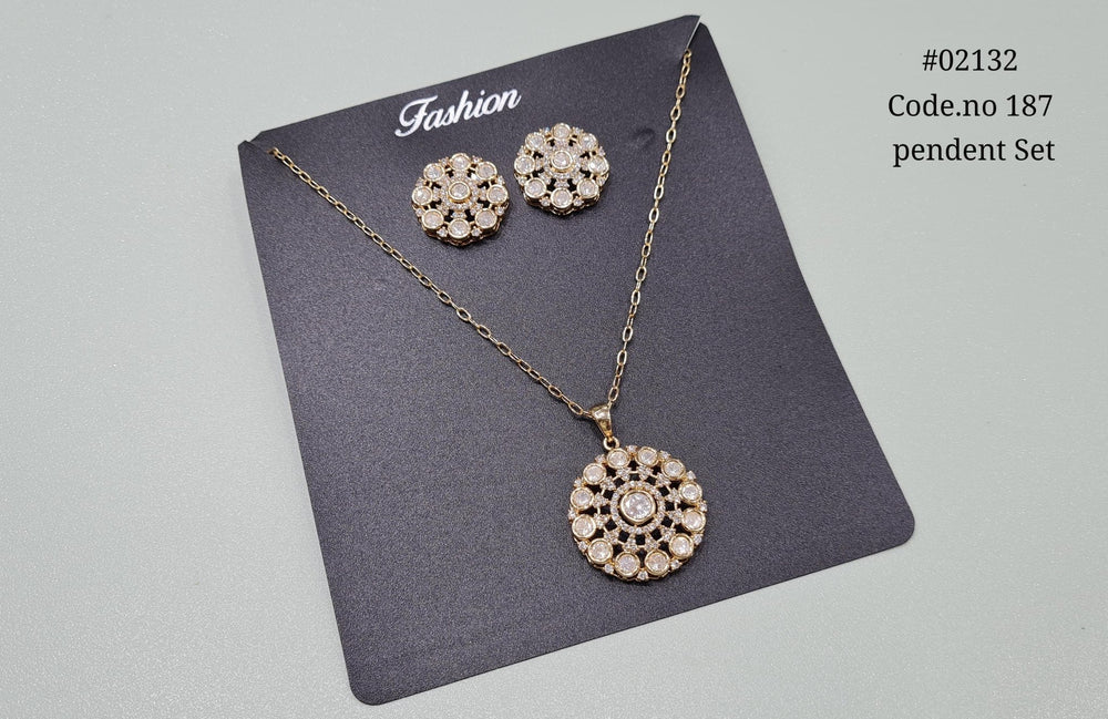 Kundan pendant set 02132 - KRISHNA'S SWETA JEWELLERY