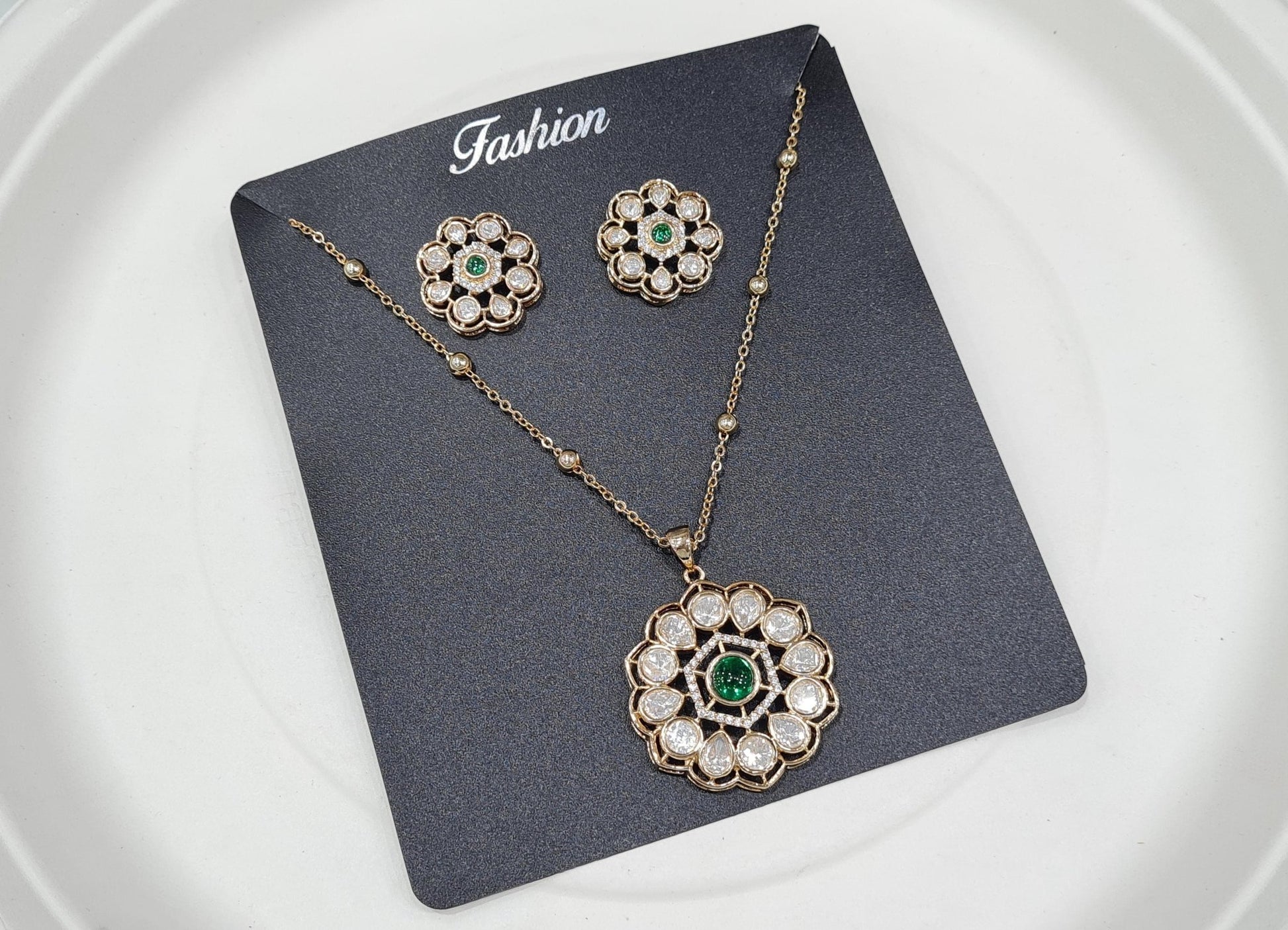 Kundan Pendant sets 00062 - KRISHNA'S SWETA JEWELLERY