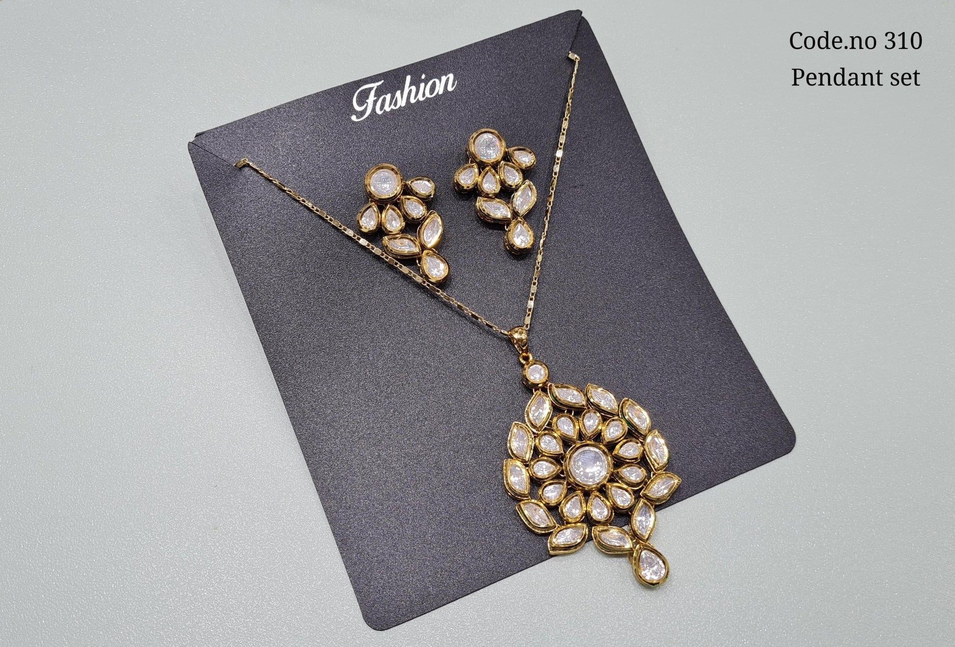 Kundan pendant sets 01811 - KRISHNA'S SWETA JEWELLERY