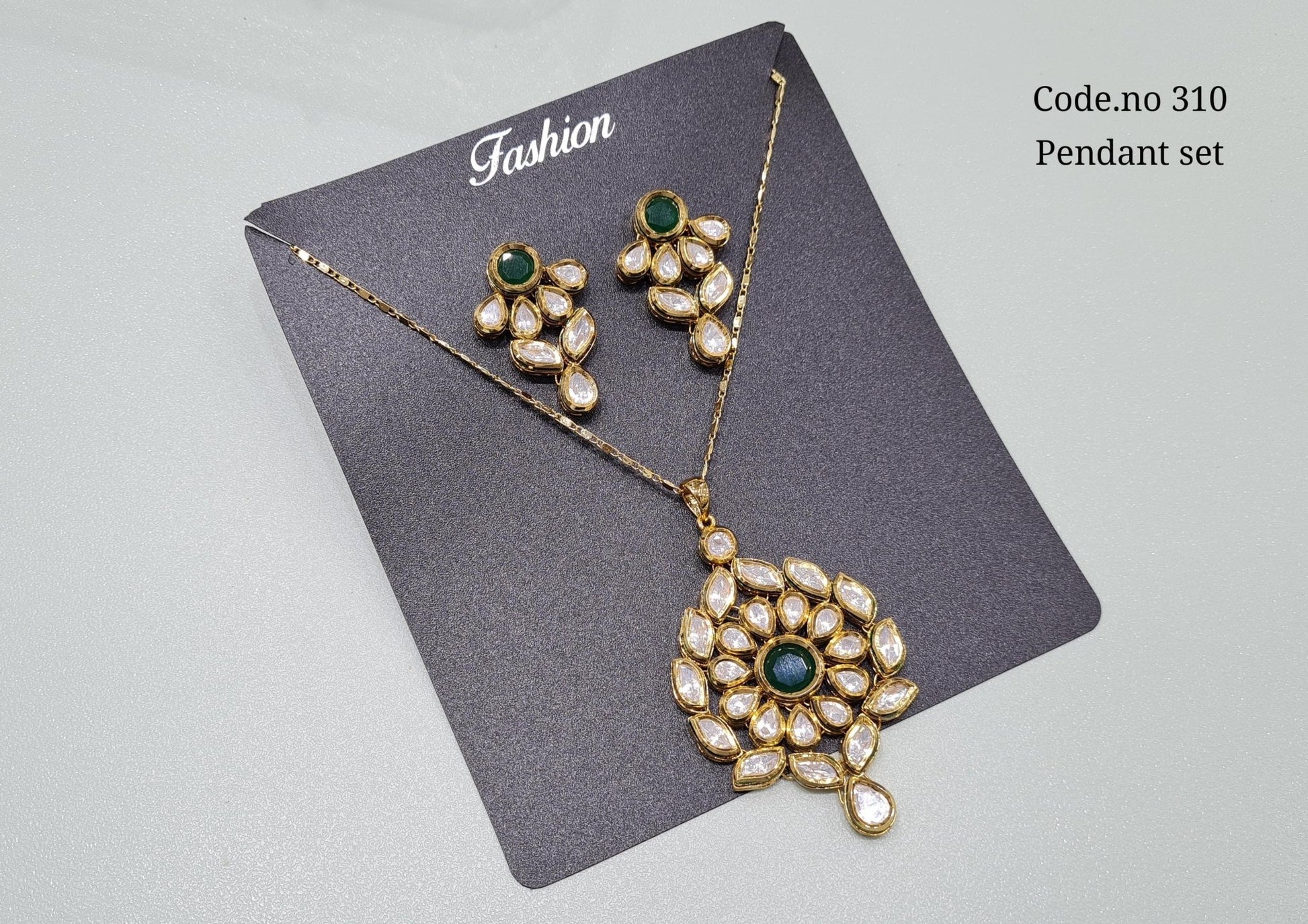 Kundan pendant sets 01811 - KRISHNA'S SWETA JEWELLERY