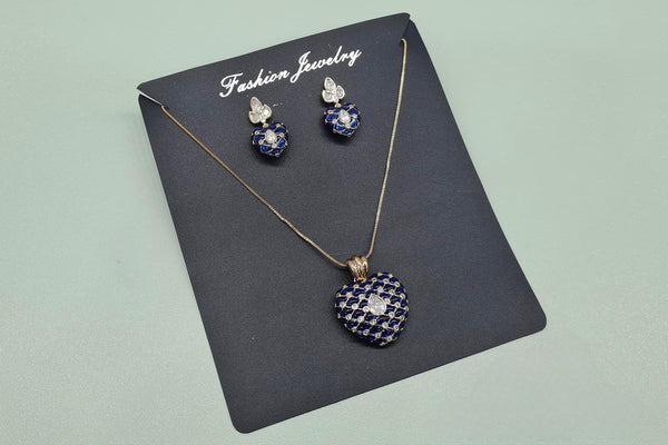 Kundan Strawberry Pendant 07913 - KRISHNA'S SWETA JEWELLERY