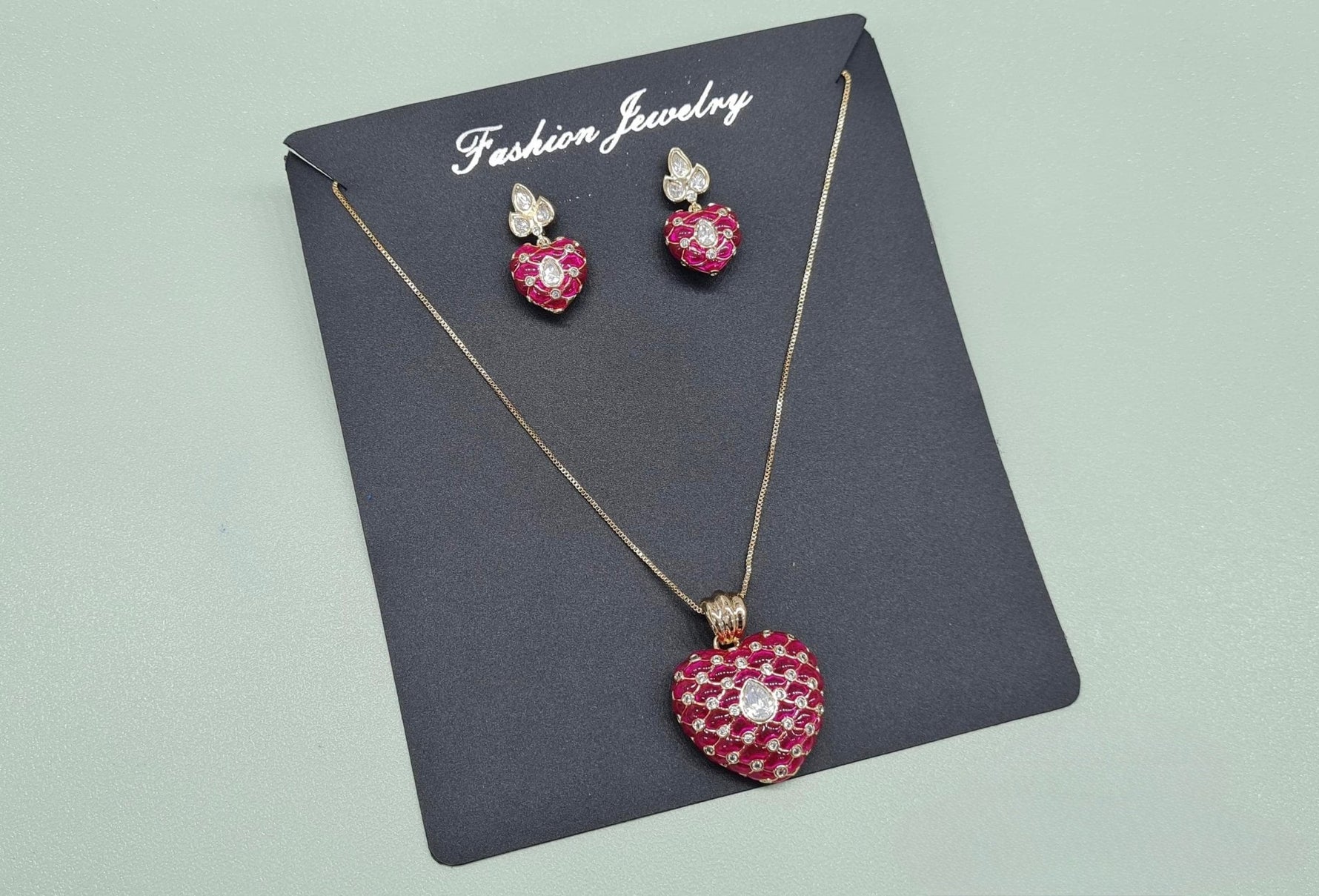 Kundan Strawberry Pendant 07913 - KRISHNA'S SWETA JEWELLERY