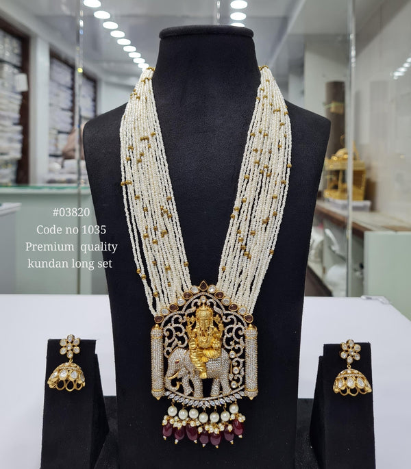 Kundan Temple Pendant 03820 - KRISHNA'S SWETA JEWELLERY
