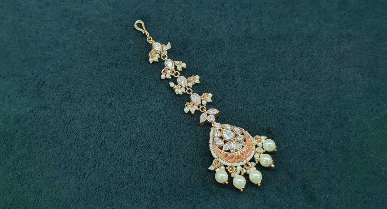 Kundan Tika 05819 - KRISHNA'S SWETA JEWELLERY