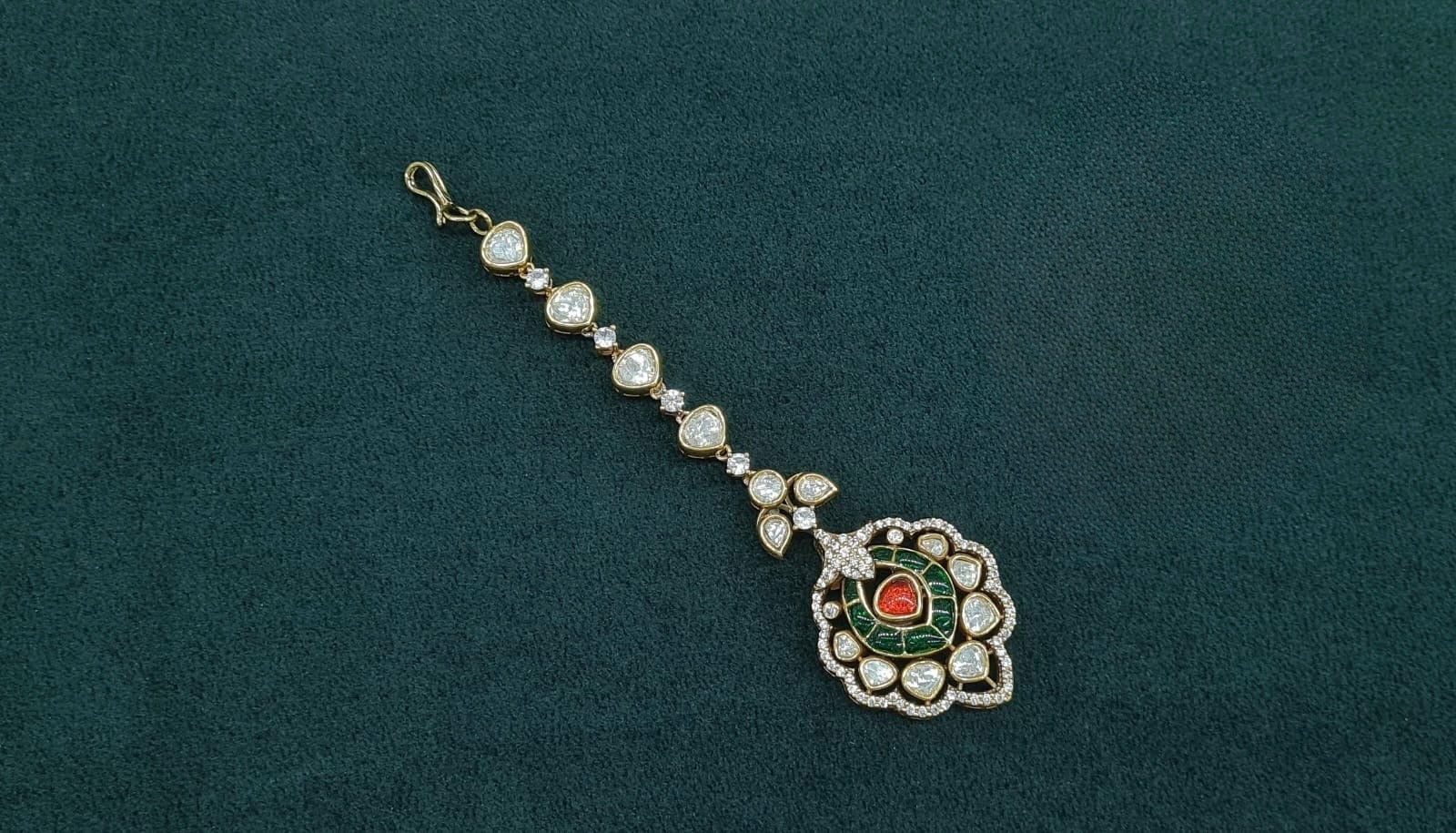 Kundan Tikka 06008 - KRISHNA'S SWETA JEWELLERY