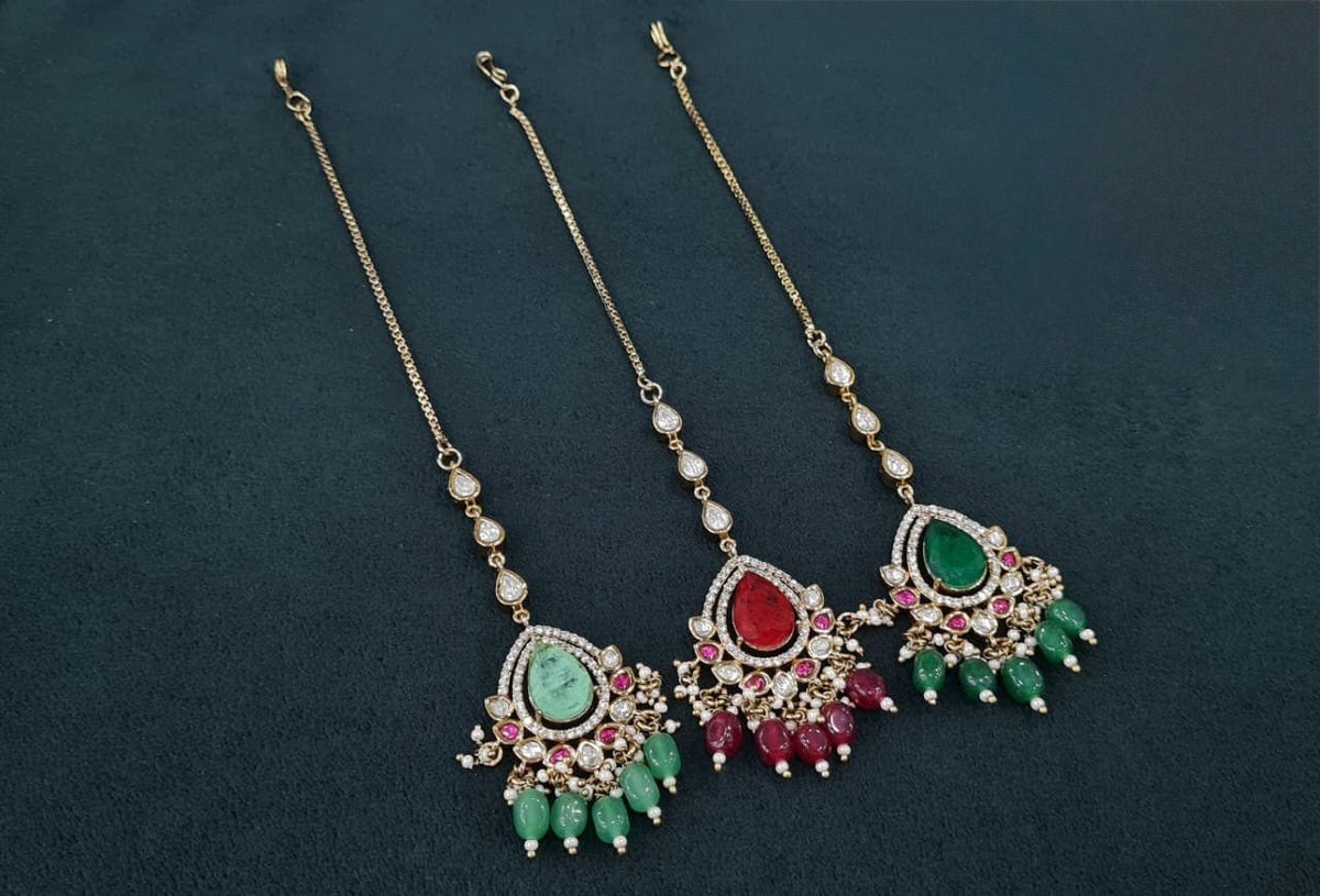 Kundan Tikka 07931 - KRISHNA'S SWETA JEWELLERY